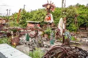 Luftaufnahme vom Außenbereich im Odonien